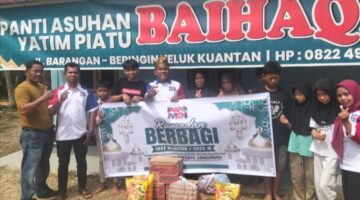 Ramadhan Berbagi : PWMOI Kuansing Salurkan Bantuan Sembako Panti Asuhan Baihaqi Umar